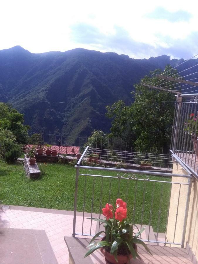 Monti Mare Villa Seravezza Bagian luar foto